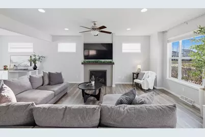 1137 Okeeffe Avenue, Sun Prairie, WI 53590 - Photo 6