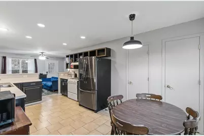 316 Madison Street, Pardeeville, WI 53954 - Photo 12