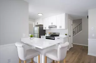 30 Whitcomb Circle #10 D, Madison, WI 53711 - Photo 4