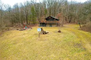 W10448 Whippoorwill Ln, Elroy, WI 53929 - Photo 6