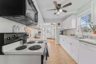 804 Seymour St, Reedsburg, WI 53959 - Photo 10