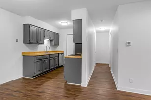 7401 Century Pl, Middleton, WI 53562 - Photo 10