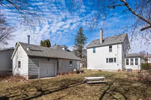 425 Howard St, Ripon, WI 54971 - Photo 10