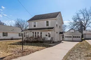 425 Howard St, Ripon, WI 54971 - Photo 32