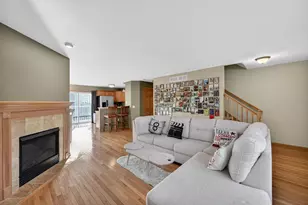 719 Cricket Ln, Madison, WI 53562 - Photo 4