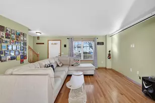 719 Cricket Ln, Madison, WI 53562 - Photo 6