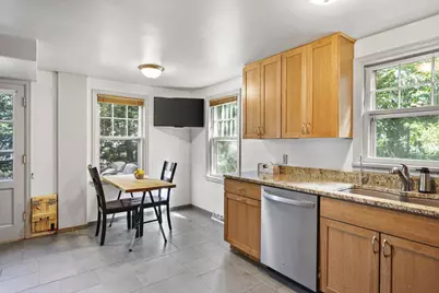 1925 Kendall Avenue, Madison, WI 53726 - Photo 8