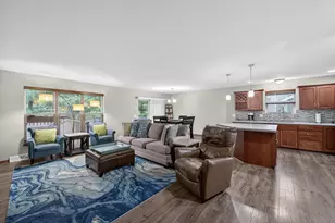 8918 Silkwood Trail, Verona, WI 53593 - Photo 4