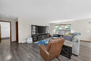 8918 Silkwood Trail, Verona, WI 53593 - Photo 6