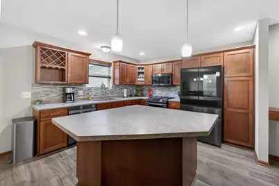 8918 Silkwood Trail, Madison, WI 53593 - Photo 8
