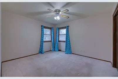 2213 E Huebbe Parkway, Beloit, WI 53511 - Photo 18