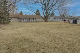 2213 E Huebbe Pkwy, Beloit, WI 53511 - Photo 4