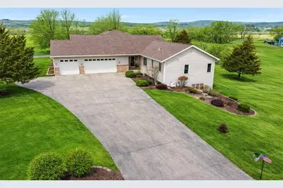 N4723 Ridgeview Drive, Portage, WI 53901 - Photo 6