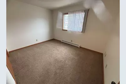 1718 Onsgard Road, Madison, WI 53704 - Photo 10