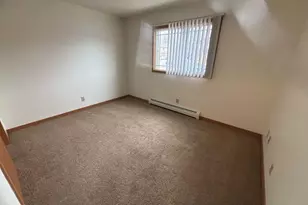 1718 Onsgard Rd, Madison, WI 53704 - Photo 10