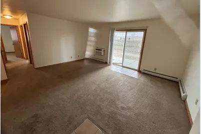 1718 Onsgard Road, Madison, WI 53704 - Photo 4