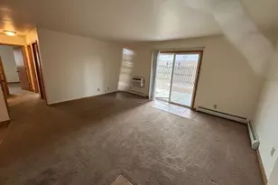 1718 Onsgard Rd, Madison, WI 53704 - Photo 4