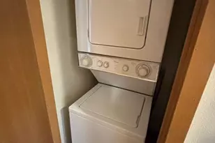 1718 Onsgard Rd, Madison, WI 53704 - Photo 8