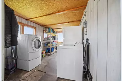 18442 W County Road C, Janesville, WI 53536 - Photo 30