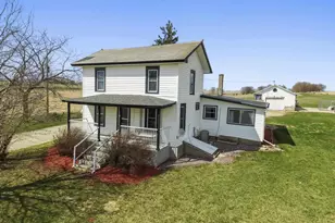 18442 W County Road C, Janesville, WI 53536 - Photo 36