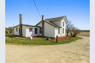 18442 W County Road C, Janesville, WI 53536 - Photo 40