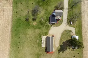 18442 W County Road C, Janesville, WI 53536 - Photo 66