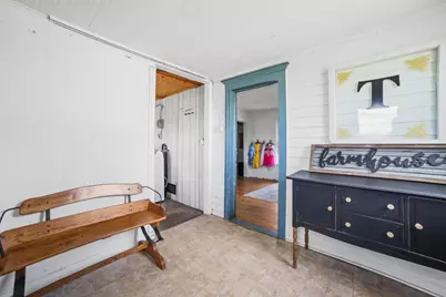 18442 W County Road C, Janesville, WI 53536 - Photo 4