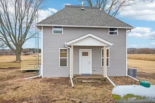 N5288 Co Rd D, Helenville, WI 53137 - Photo 6