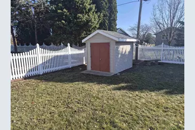 1828 N Claremont Drive, Janesville, WI 53545 - Photo 46