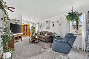 3636 W Rockport Rd, Janesville, WI 53548 - Photo 10