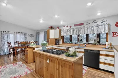 3636 W Rockport Road, Janesville, WI 53548 - Photo 12