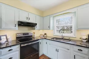 126 Merryturn Rd, Madison, WI 53714 - Photo 8