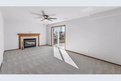 6408 Fox Run, Mcfarland, WI 53558 - Photo 8