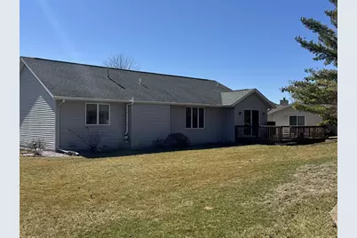 2070 Cobblestone Court, Beloit, WI 53511 - Photo 32