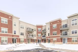 5194 Sassafras Dr, Fitchburg, WI 53711 - Photo 2