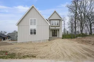 1285 Retreat Circle, Verona, WI 53593 - Photo 2
