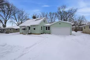 413 N Stevenson St, DeForest, WI 53532 - Photo 4