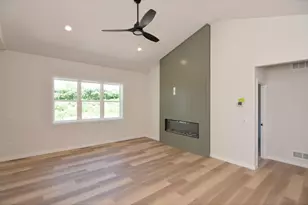 1125 Parkview St, Cottage Grove, WI 53527 - Photo 2