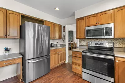 533 Shady Wood Way, Madison, WI 53714 - Photo 10