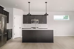 1808 August Moon Dr, Madison, WI 53718 - Photo 4