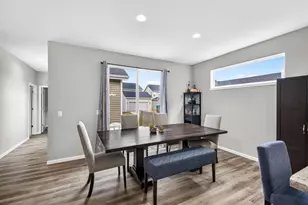 6136 Ragan St, Madison, WI 53718 - Photo 14