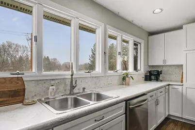 6305 Jacobs Way, Madison, WI 53711 - Photo 12