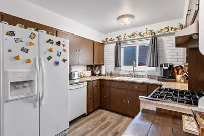 870 Waverly Place, Green Bay, WI 54304 - Photo 14