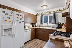 870 Waverly Pl, Green Bay, WI 54304 - Photo 14