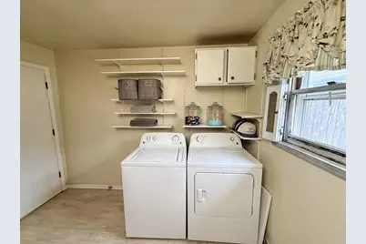 2127 Rockport Road, Janesville, WI 53548 - Photo 16