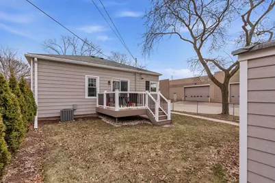 5001 N Bay Ridge Avenue, Whitefish Bay, WI 53217 - Photo 32