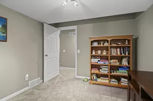 5854 Holscher Rd, Mcfarland, WI 53558 - Photo 32