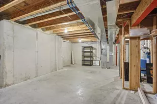 1406 Thoreau Dr, Sun Prairie, WI 53590 - Photo 38