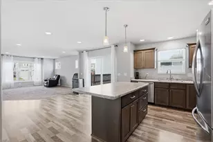 1406 Thoreau Dr, Sun Prairie, WI 53590 - Photo 14