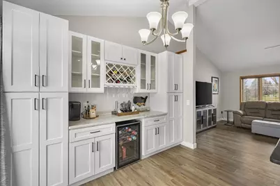 6318 Seven Pines Avenue, Madison, WI 53718 - Photo 4